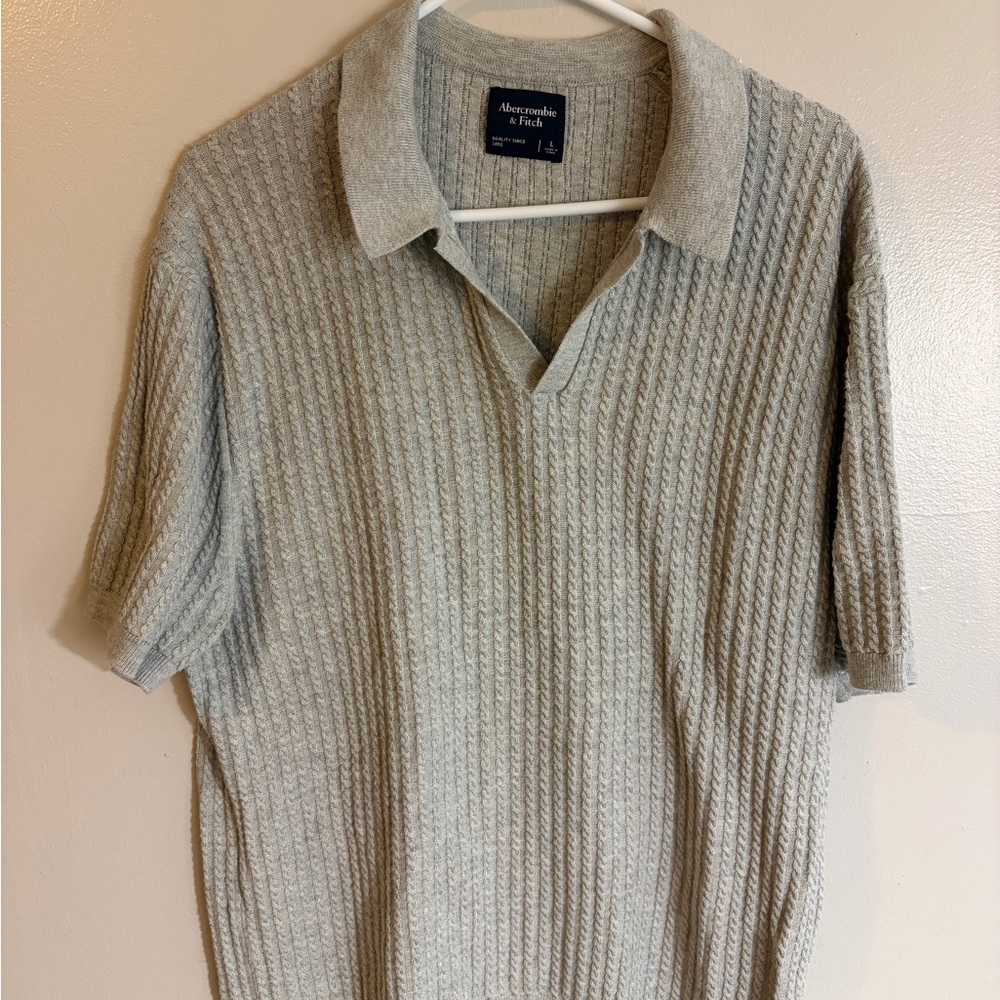 Abercrombie & Fitch Textured Gray Polo Shirt